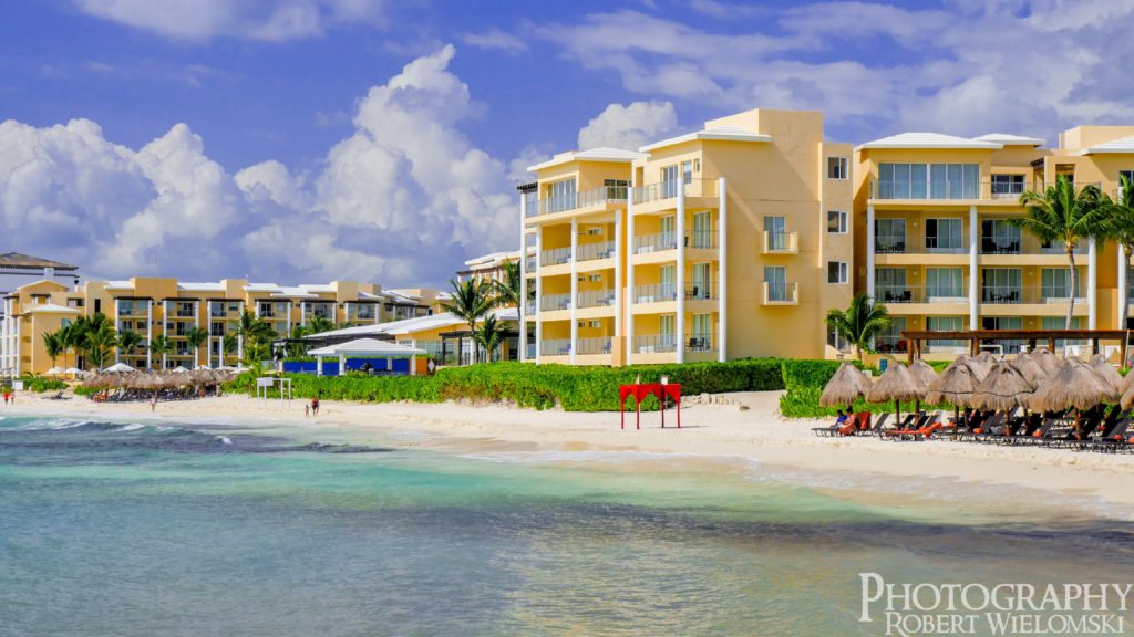 Now Jade Rearview find cheap vacation packages